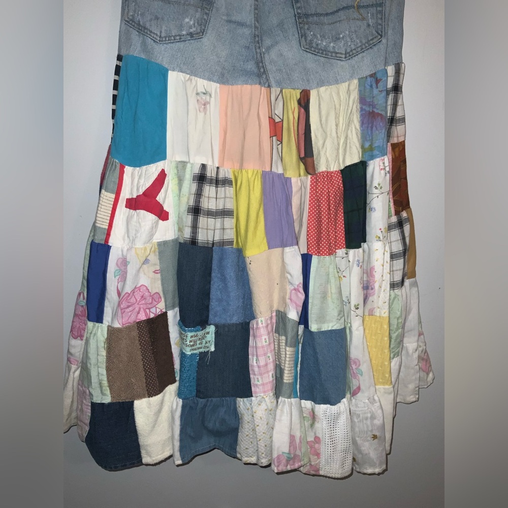 Upcycled Vintage AEO Bohemian Multicolored Patchwork Denim Skirt Sz 8 Regular - Picture 9 of 9